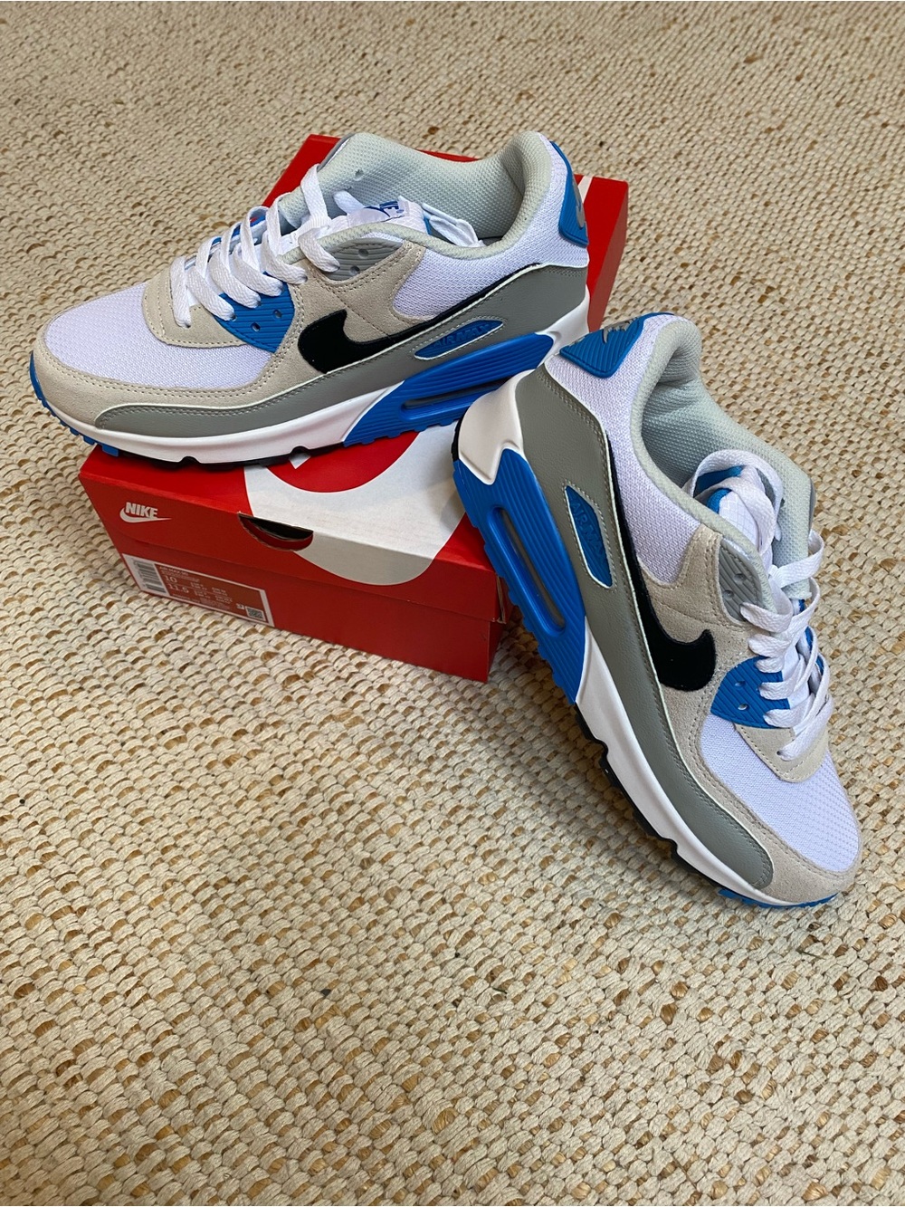 Men’s Nike White/Gray/Blue/Black Air Max 90 Sneakers Size 10